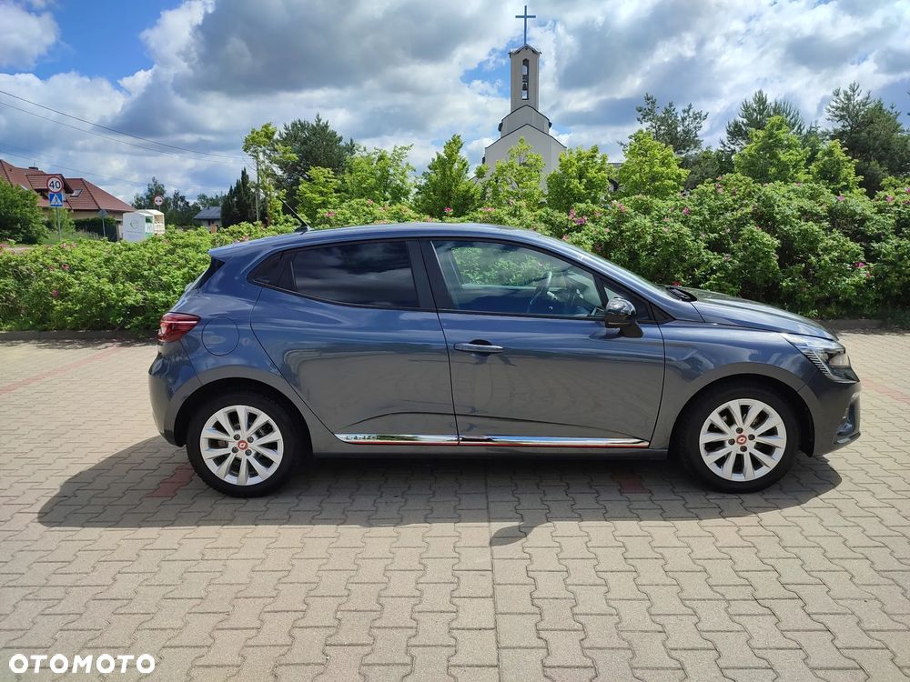 Renault Clio - 8