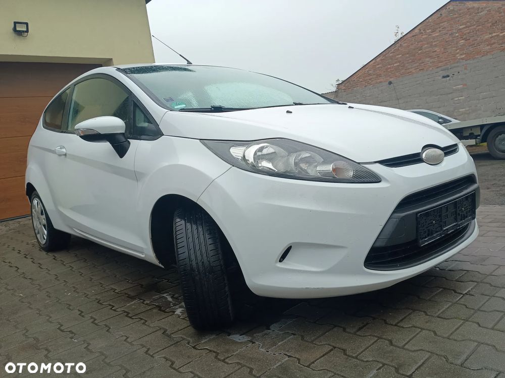 Ford Fiesta 1.3 - 9