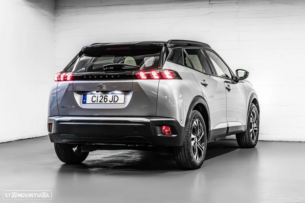 Peugeot e-2008 GT - 8