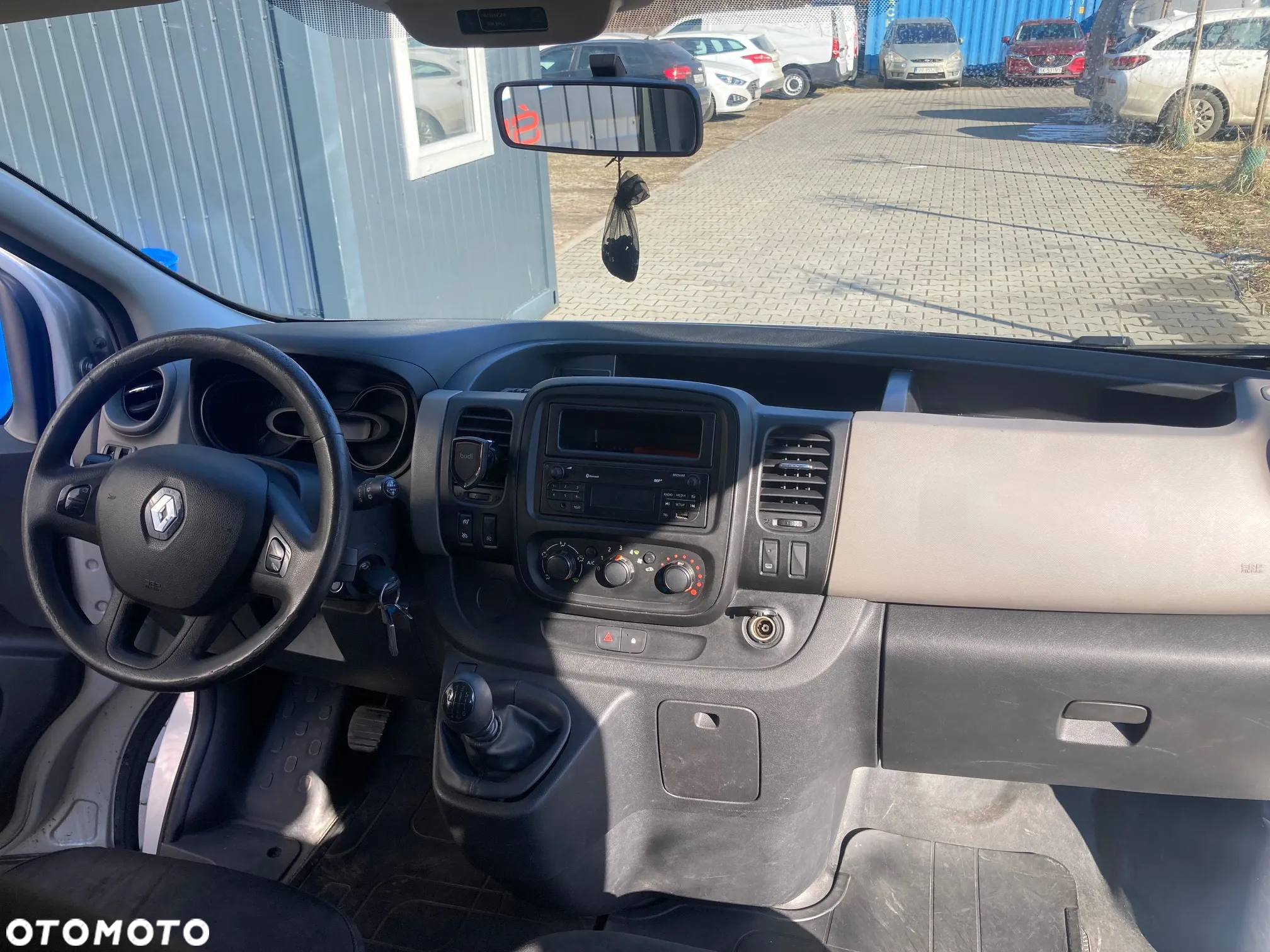 Renault Trafic - 8