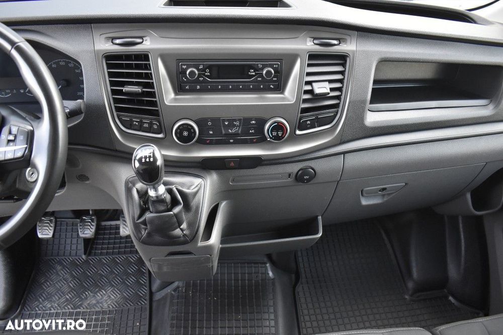 Ford Transit - 27