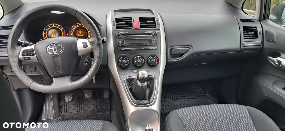 Toyota Auris 1.6 Comfort - 7