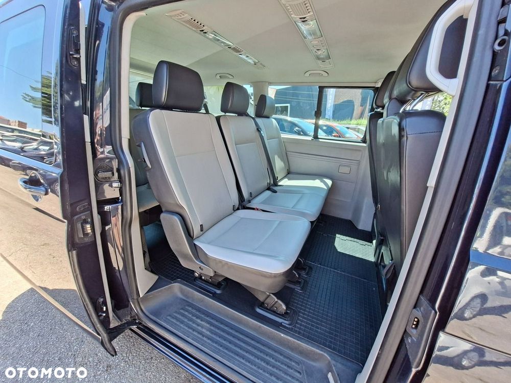 Volkswagen Caravelle - 21