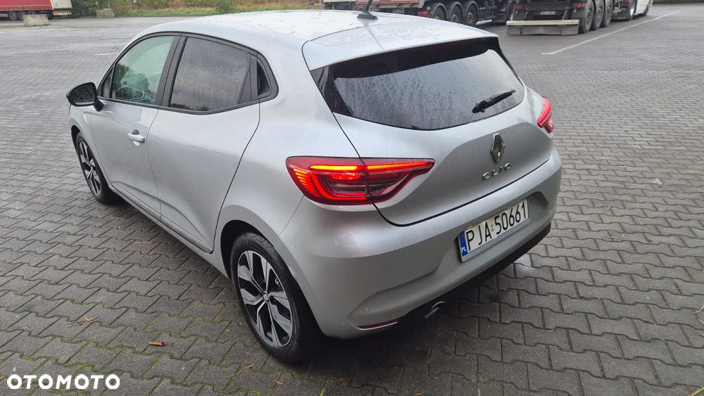 Renault Clio - 6