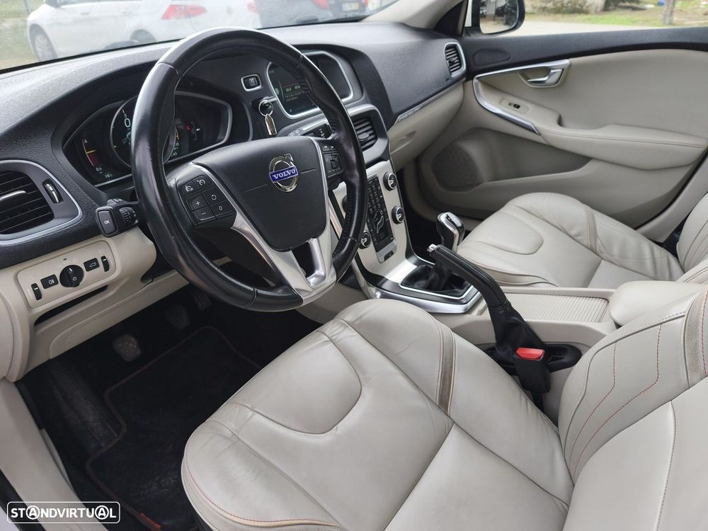 Volvo V40 Cross Country 1.6 D2 Summum - 8