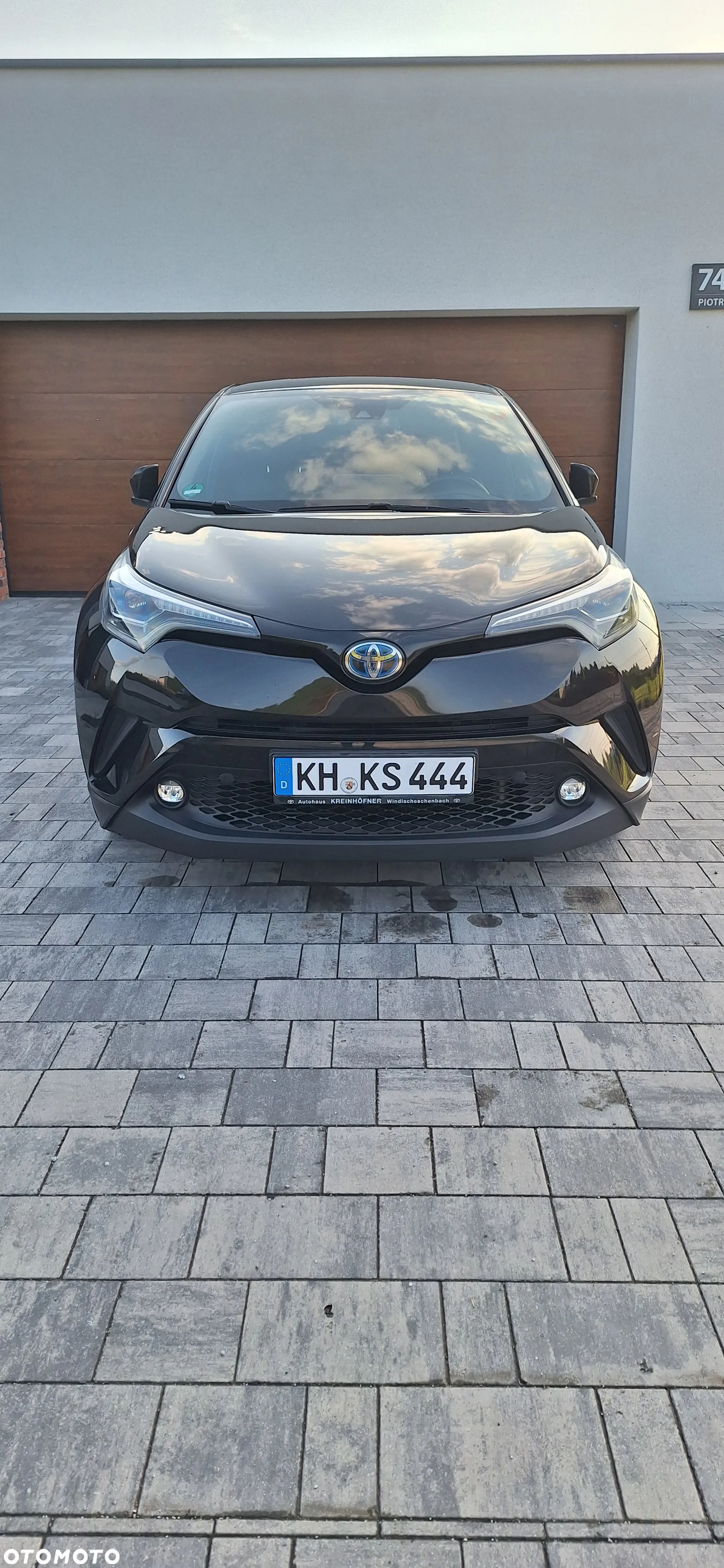 Toyota C-HR 1.8 Hybrid Executive - 8
