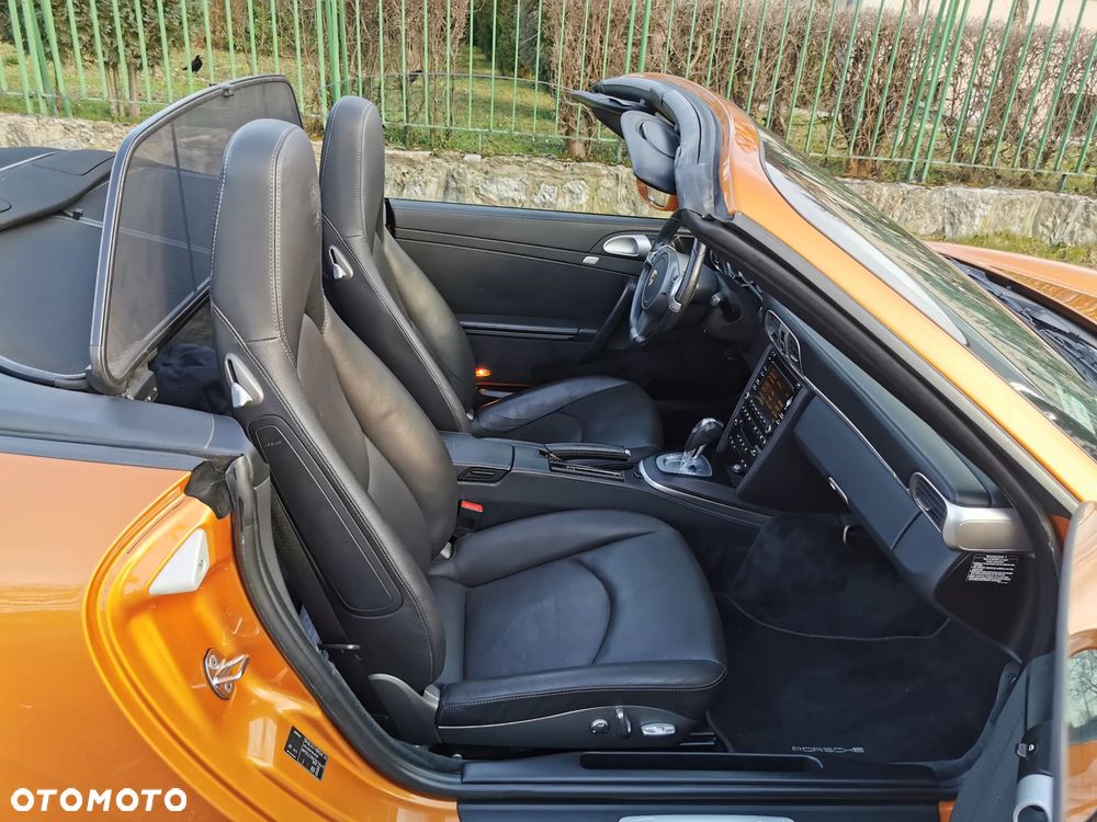 Porsche 911 - 16