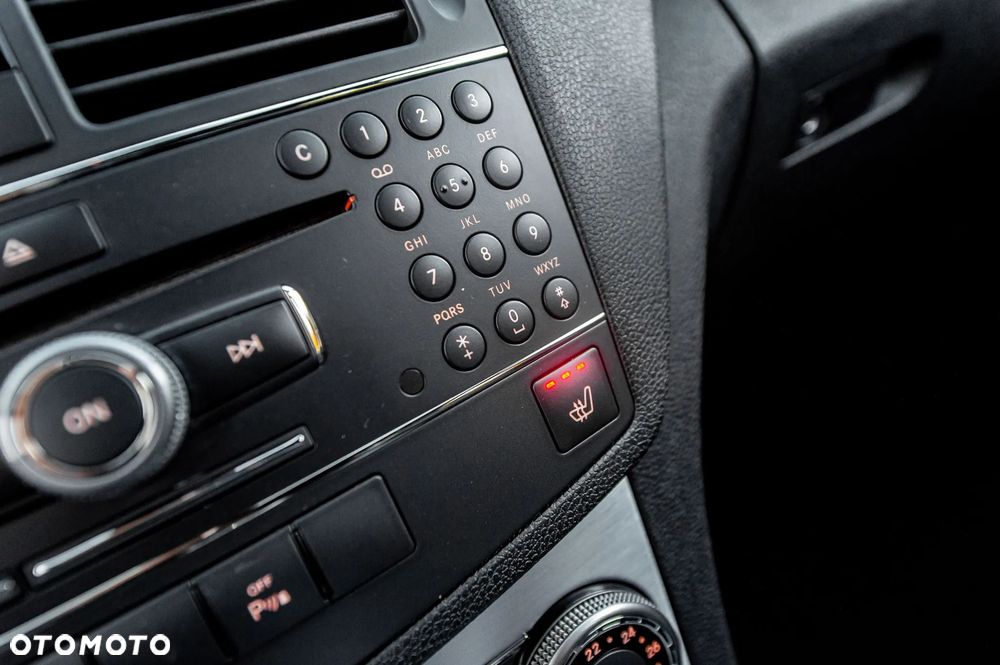 Mercedes-Benz Klasa C 200 7G-TRONIC Avantgarde Edition - 34
