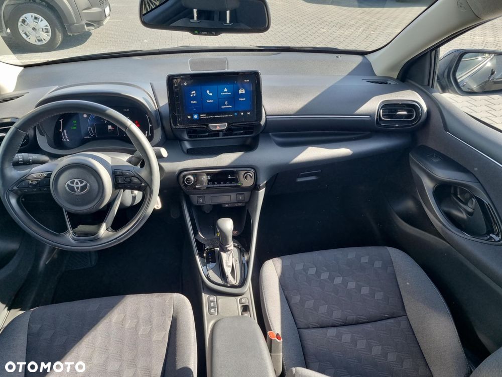 Toyota Yaris Hybrid 1.5 Style - 17