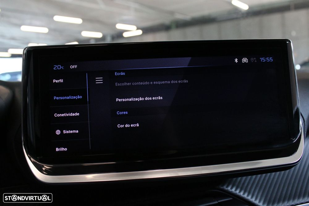 Peugeot 2008 1.2 PureTech Allure - 24