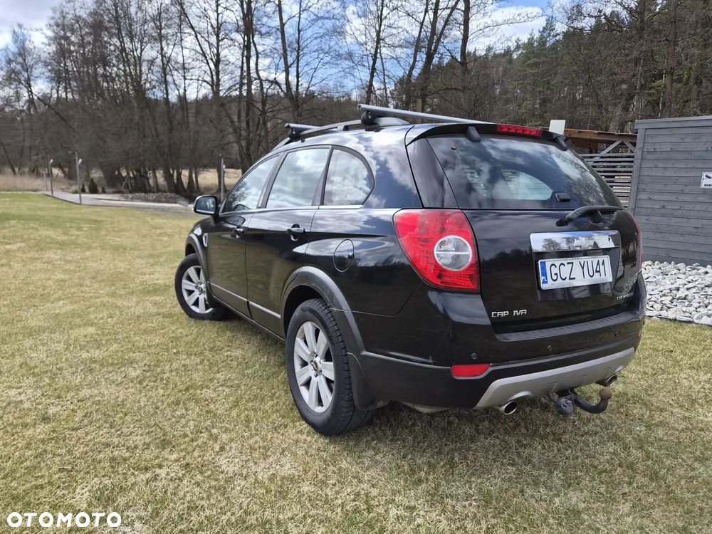 Chevrolet Captiva 3.2 Edition - 3