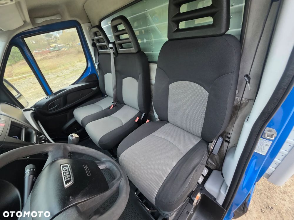 Iveco Daily 35c-15 Kontener 4.20 M + Winda ! Super Stan  ! 3.0 HPI  ! 150 Km ! - 17