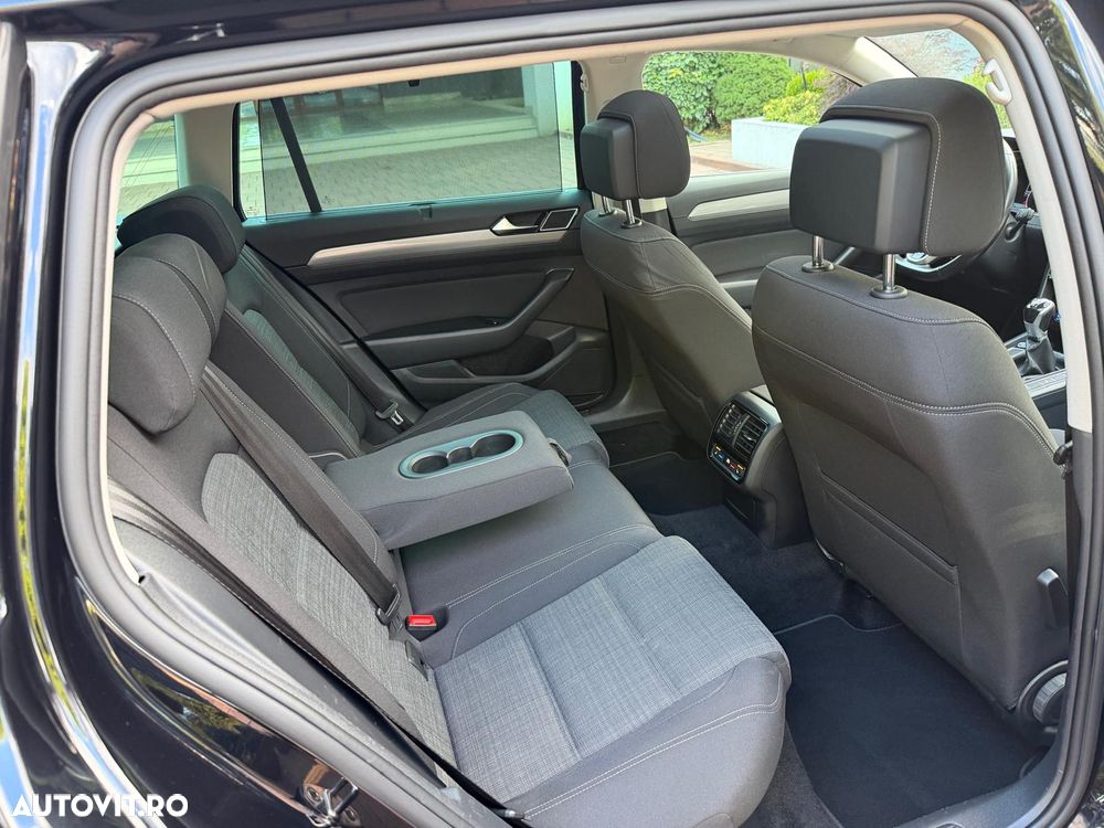 Volkswagen Passat 2.0 TDI R Executive - 7