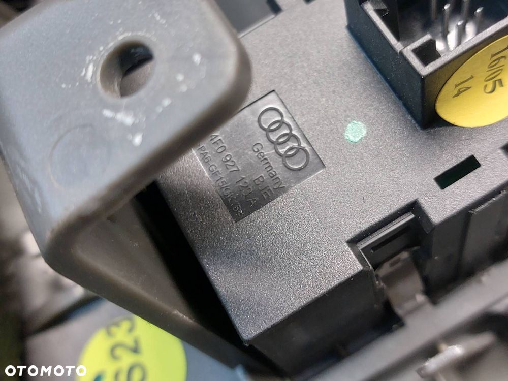 RAMKA LICZNIKA  AUDI A6 C6 4F1941531D 4F1857115D 4F1927227A 4F0927123A - 11