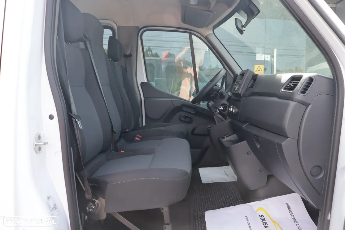 Renault Master L3 Tração RS 3,5t - 7 Lugares - 11