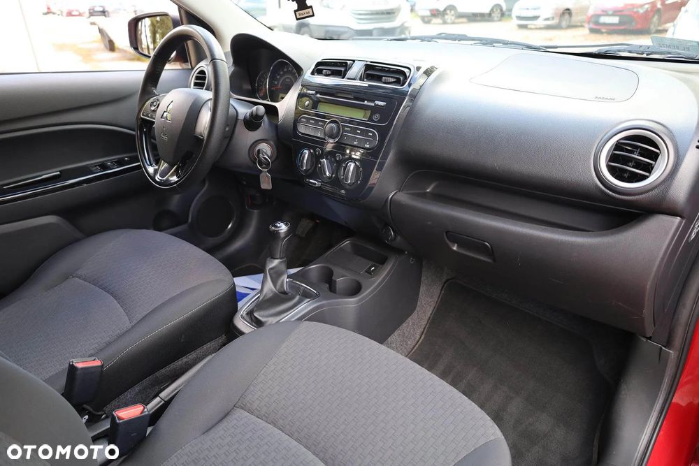 Mitsubishi Space Star 1.2 AS&G Instyle - 25