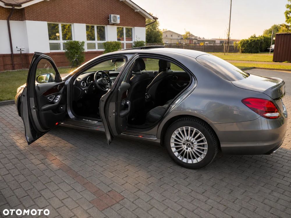 Mercedes-Benz Klasa C 200 9G-TRONIC - 4
