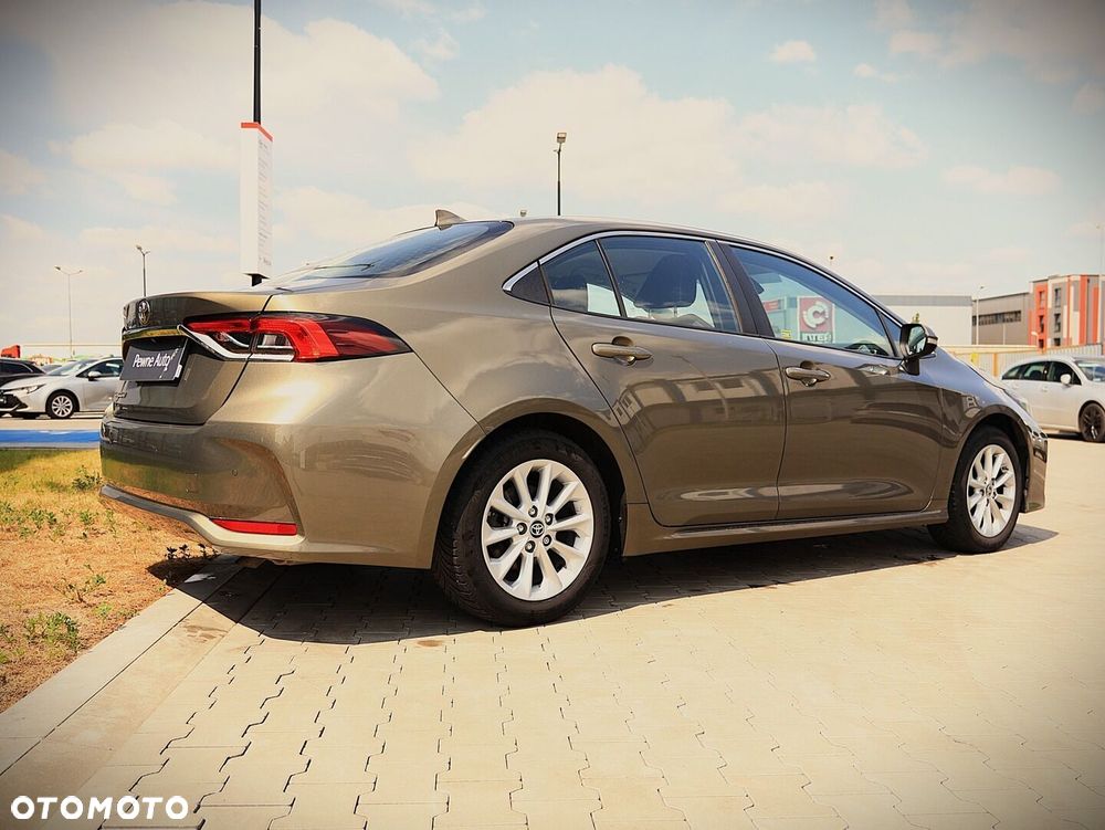 Toyota Corolla - 6