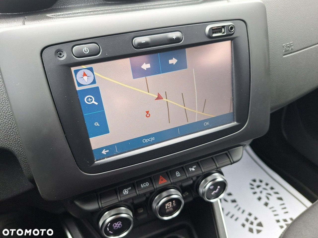 Dacia Duster 1.6 SCe Prestige - 12
