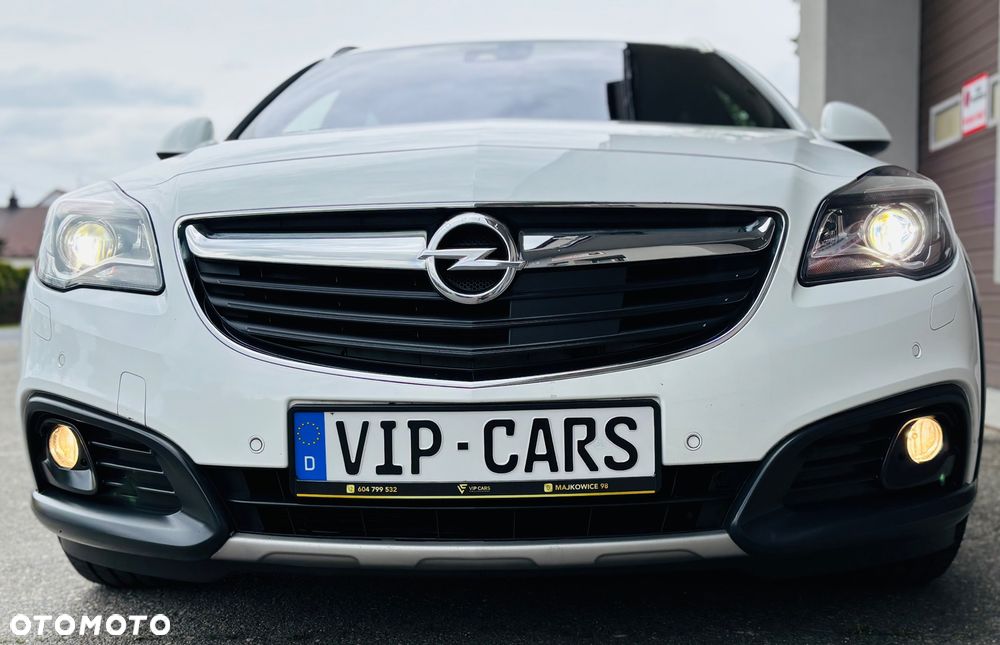 Opel Insignia - 35