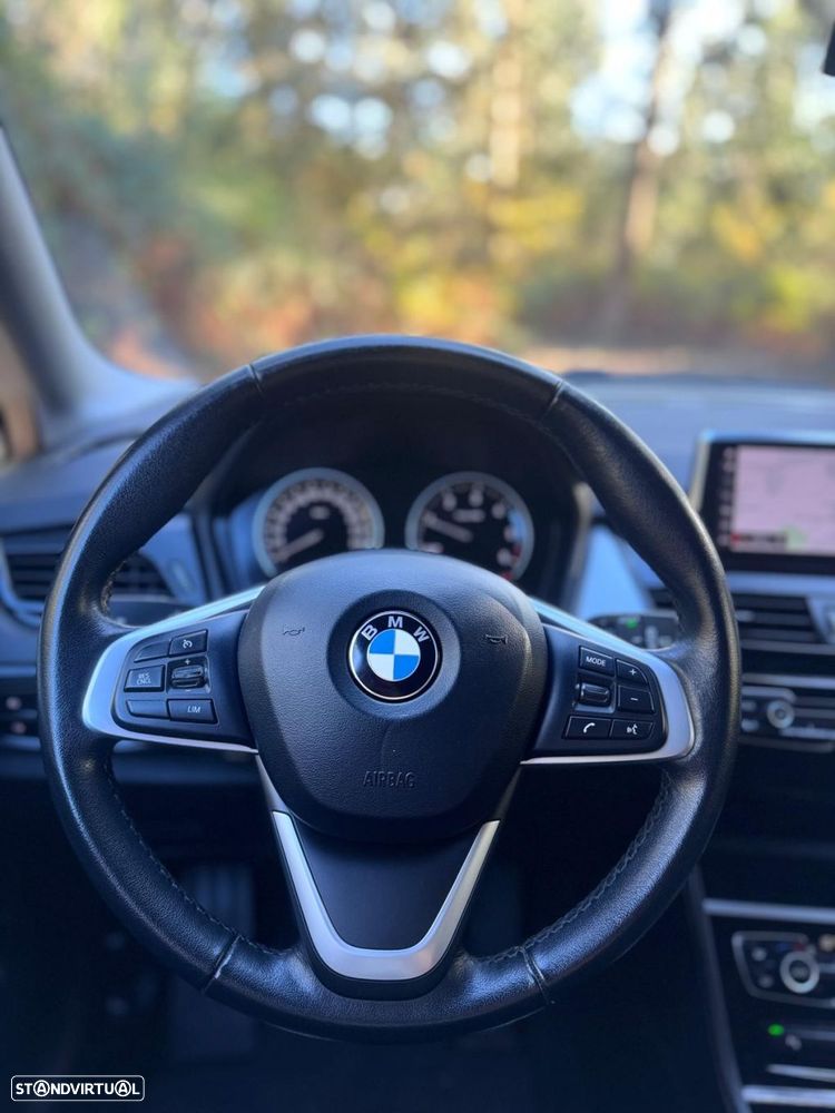 BMW 216 Gran Tourer d - 18