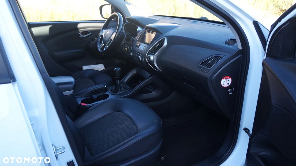 Hyundai ix35 1.7 CRDi Comfort 2WD - 11