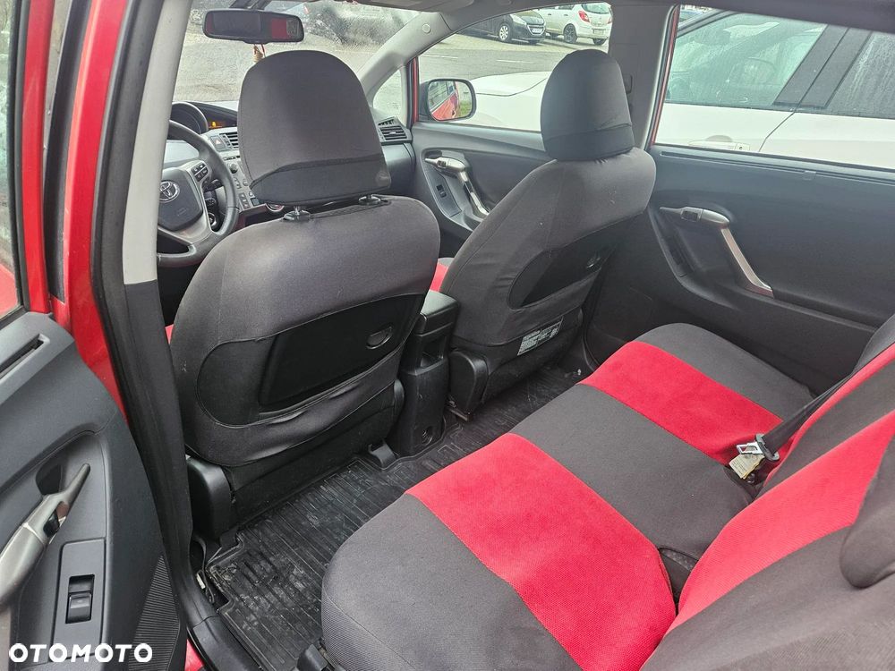 Toyota Verso 2.0 D-4D - 9