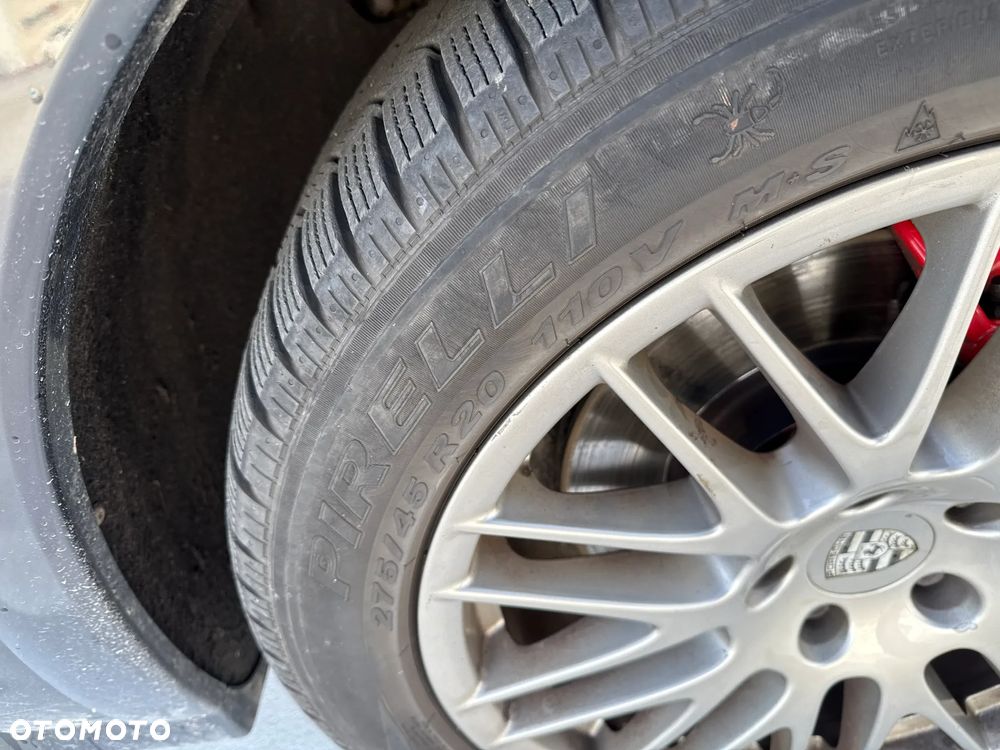 Porsche Cayenne GTS - 19