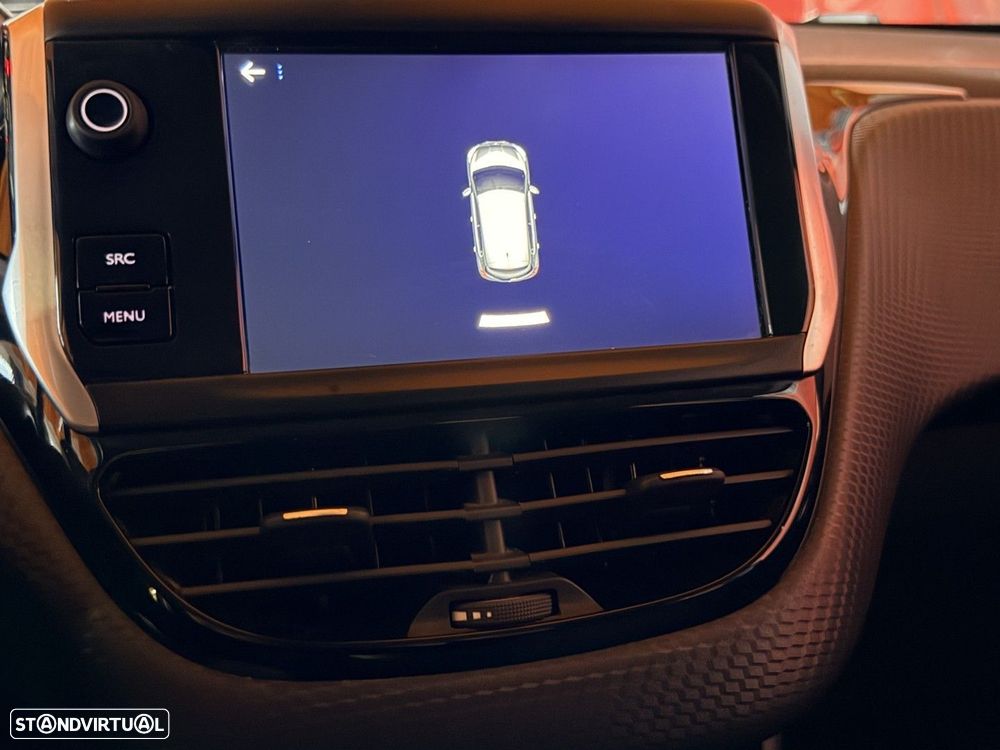 Peugeot 208 1.2 PureTech Allure - 8