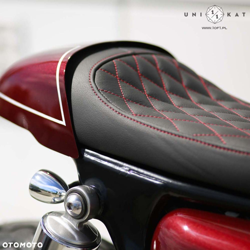 Triumph Thruxton - 10