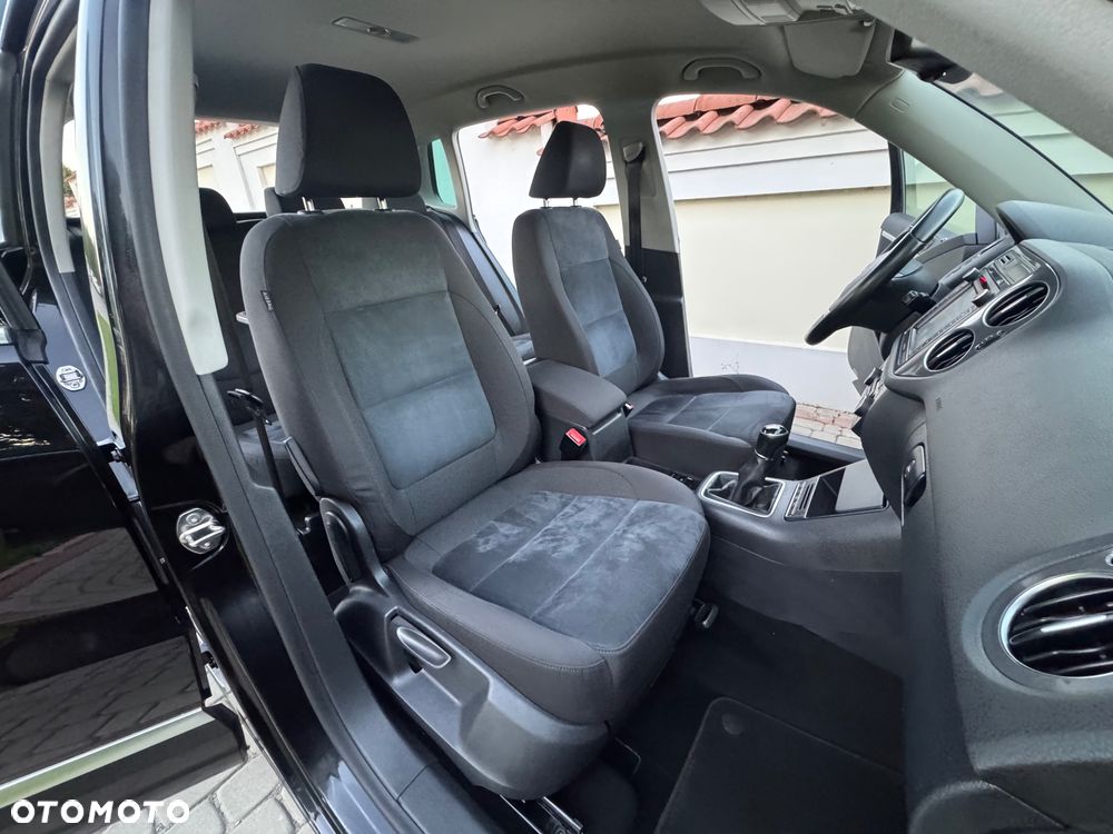 Volkswagen Tiguan - 24