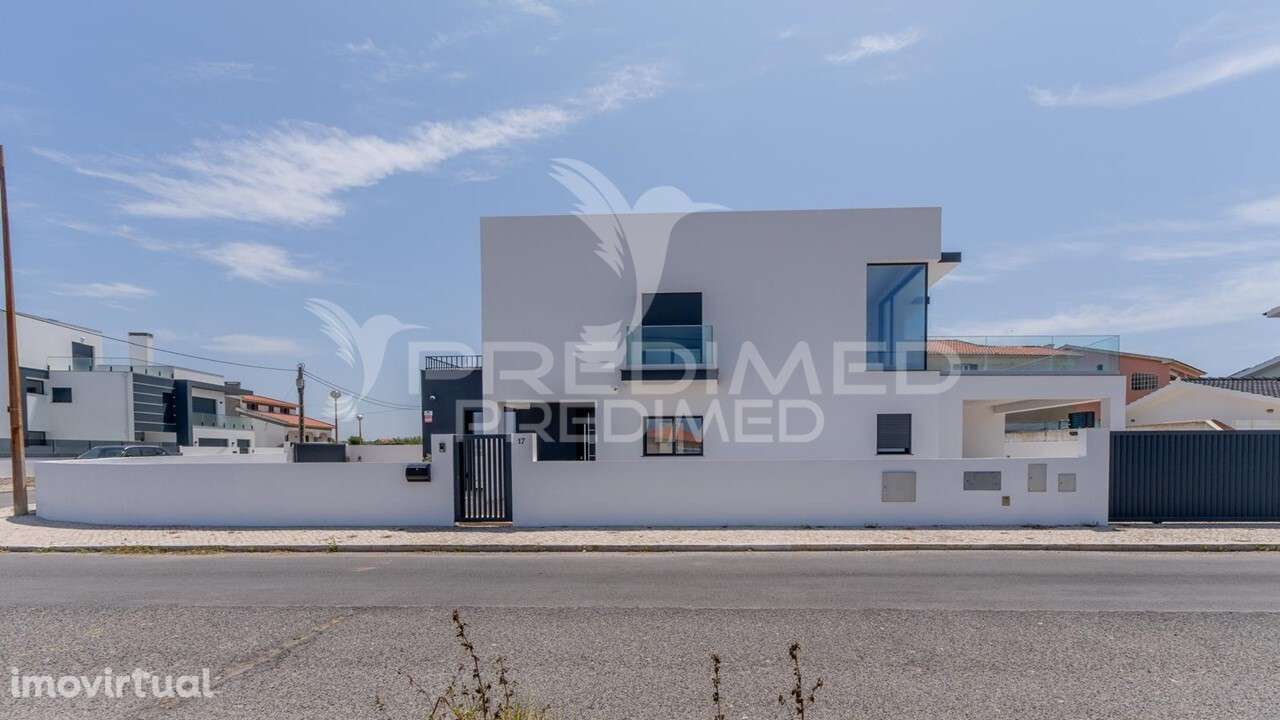 Moradia moderna T3+1 a 50 metros da praia, com vista para o Oceano... - Grande imagem: 3/37