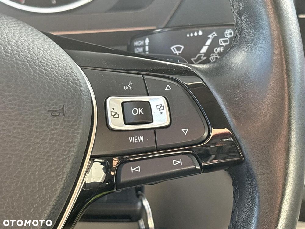 Volkswagen Tiguan - 20