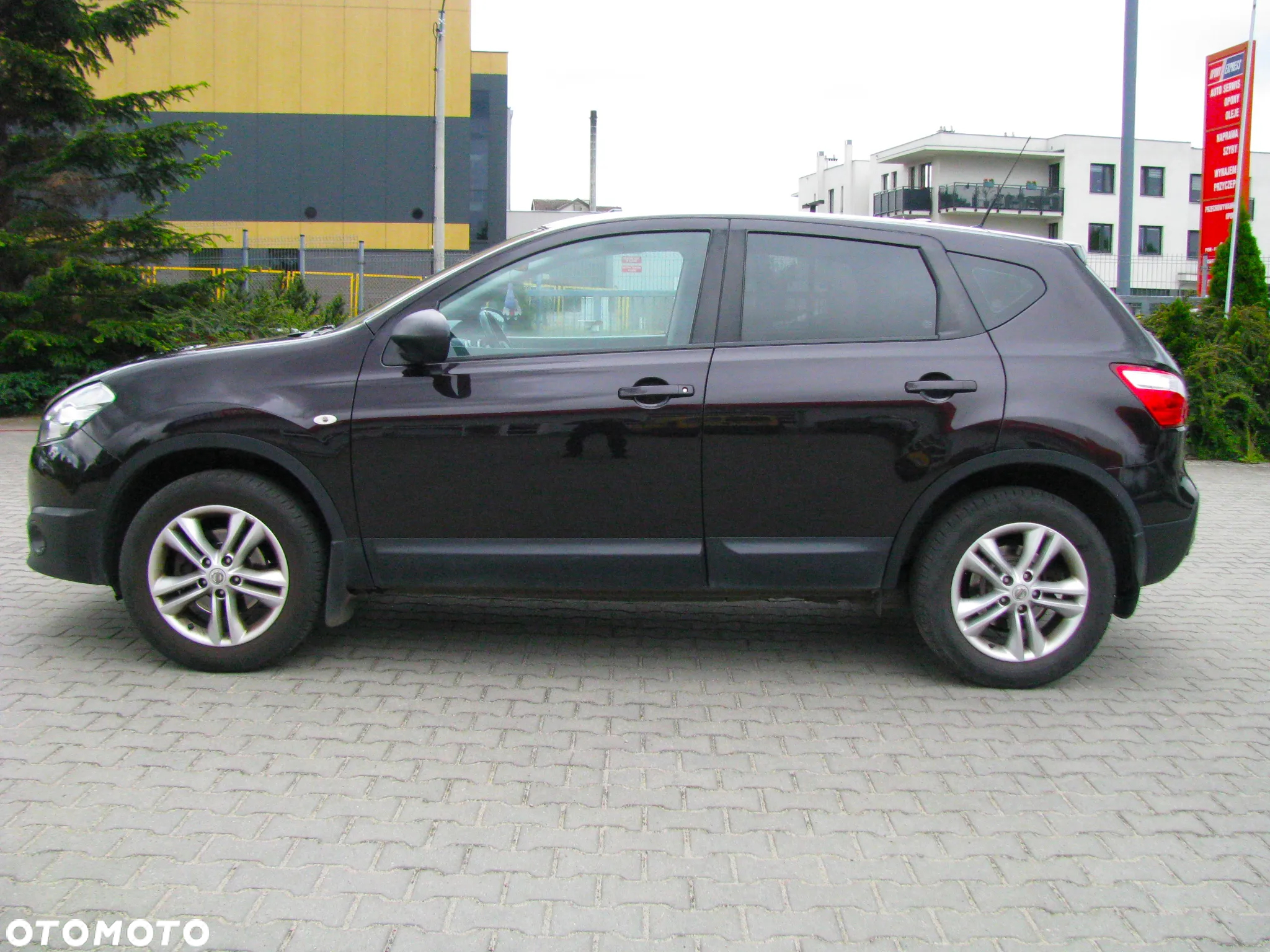 Nissan Qashqai - 14