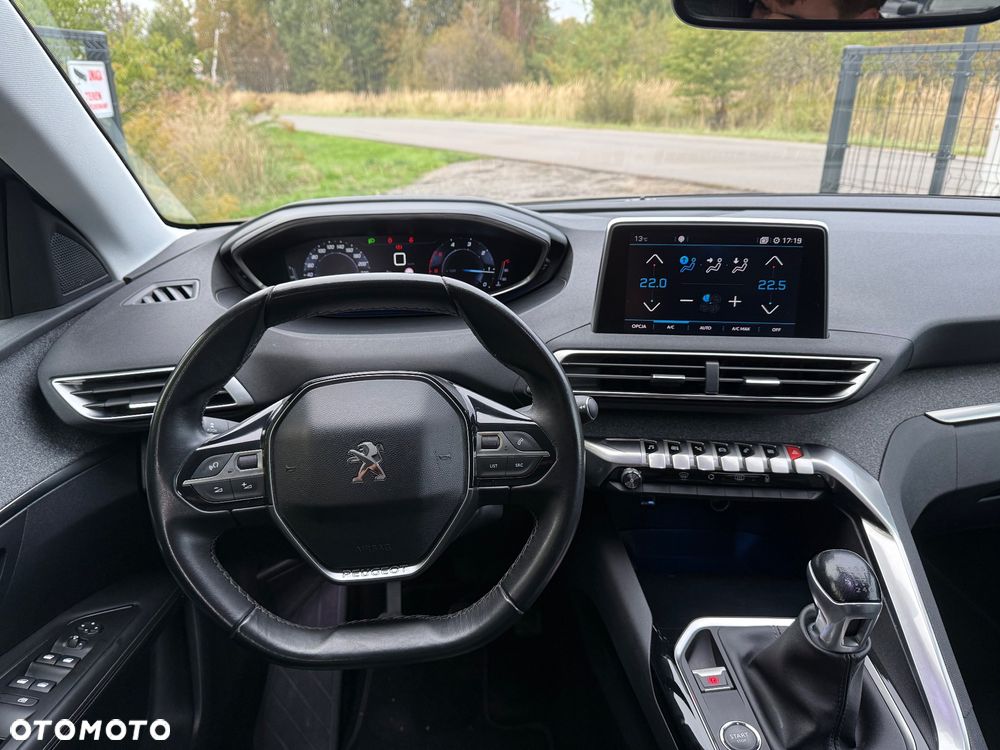 Peugeot 3008 1.5 BlueHDi Allure Pack S&S - 21