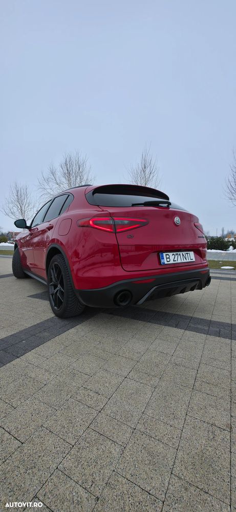 Alfa Romeo Stelvio 2.2 16V AT8 Q4 B-Tech - 4
