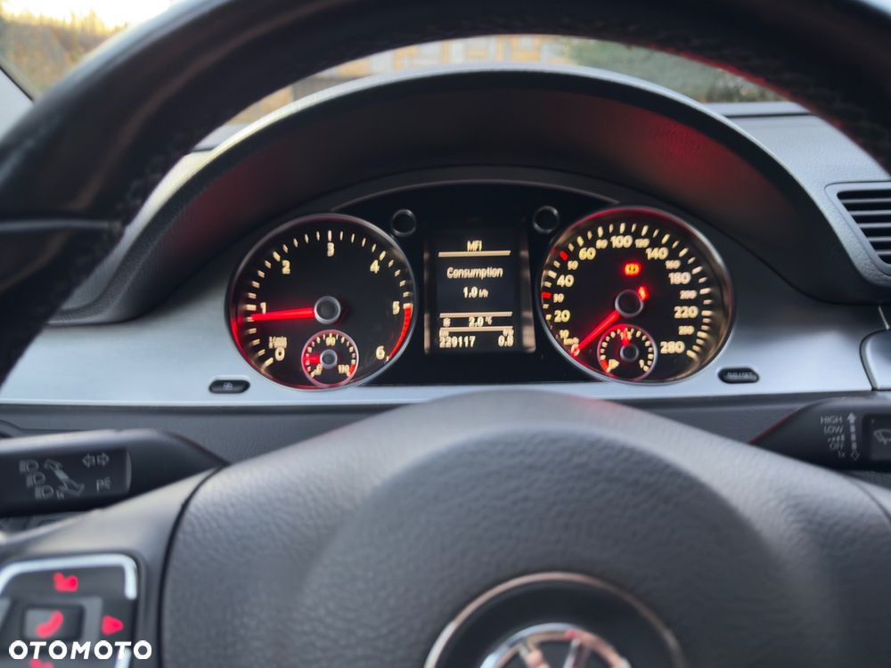 Volkswagen CC 2.0 TDI BlueMotion Technology - 21