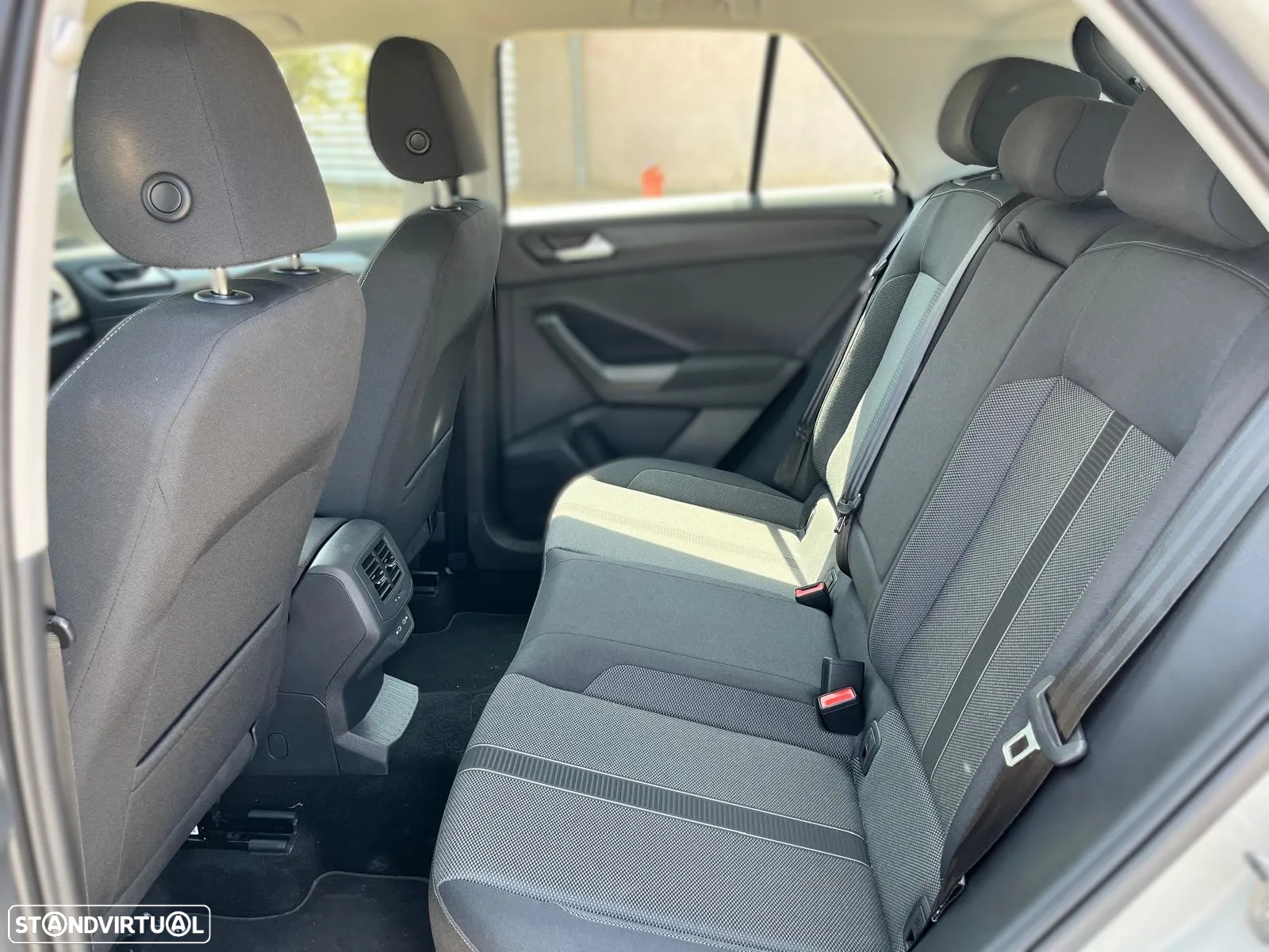 VW T-Roc 2.0 TDI Life - 9