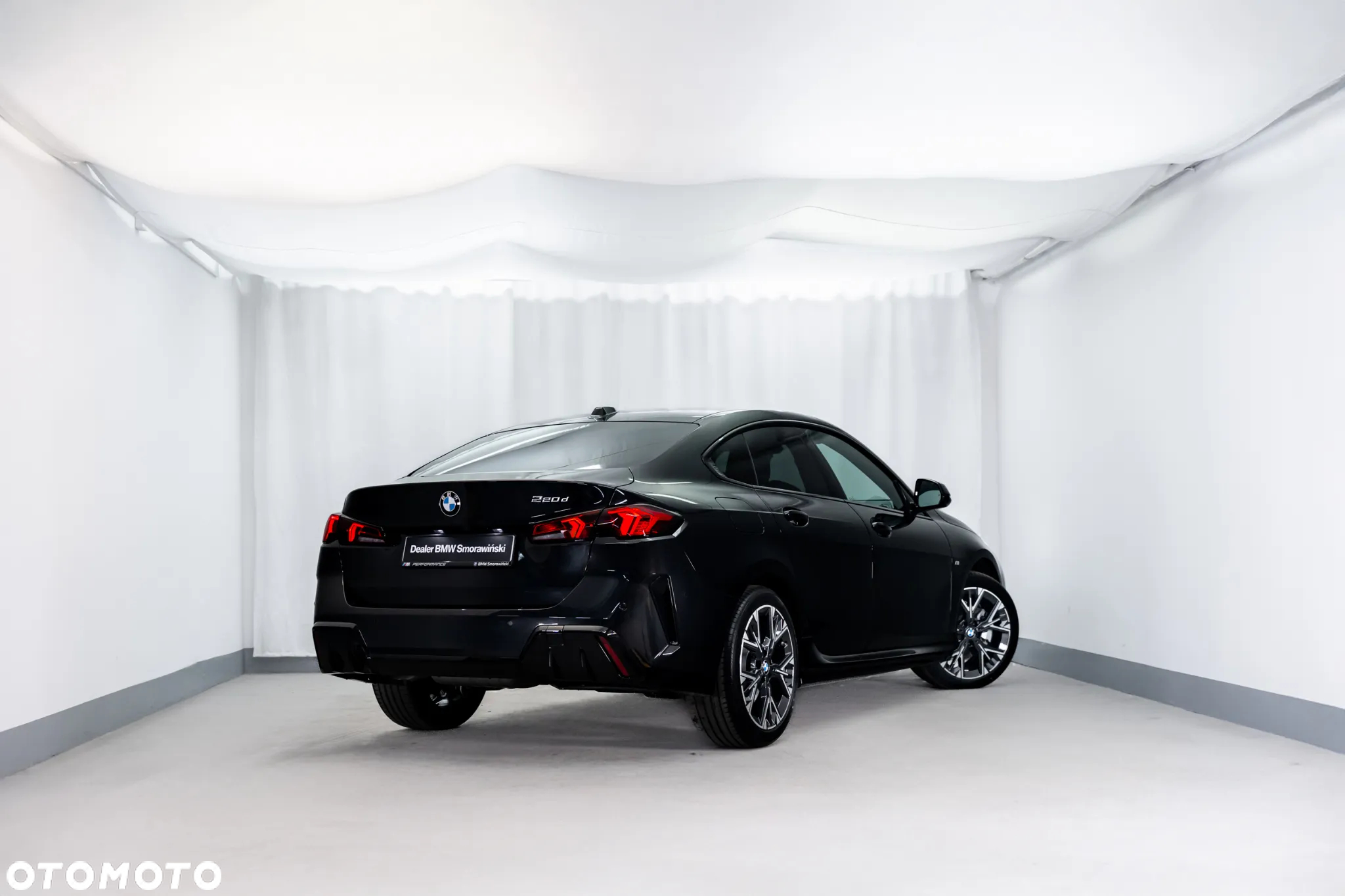 BMW Seria 2 218d M Sport - 17