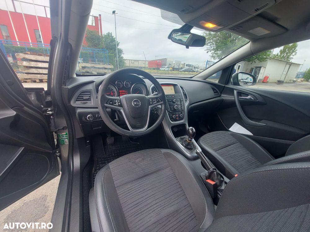 Opel Astra 1.4 Turbo ECOTEC Enjoy - 2