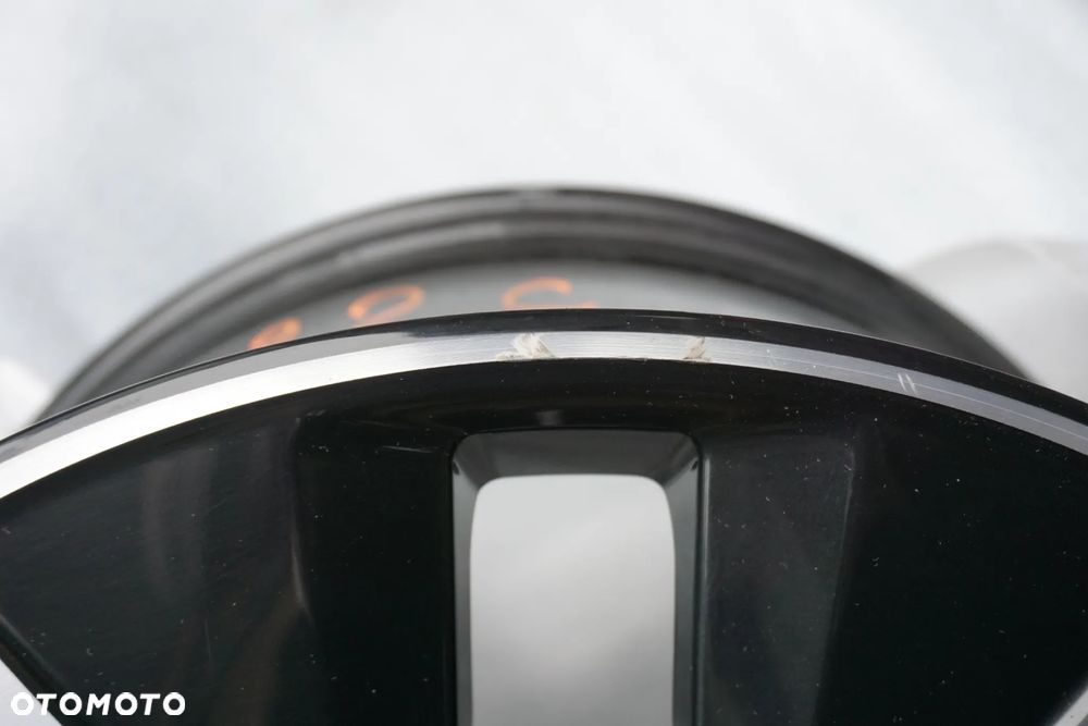 Mercedes 5x112 18 8,5J et56 A2054028300 - 3