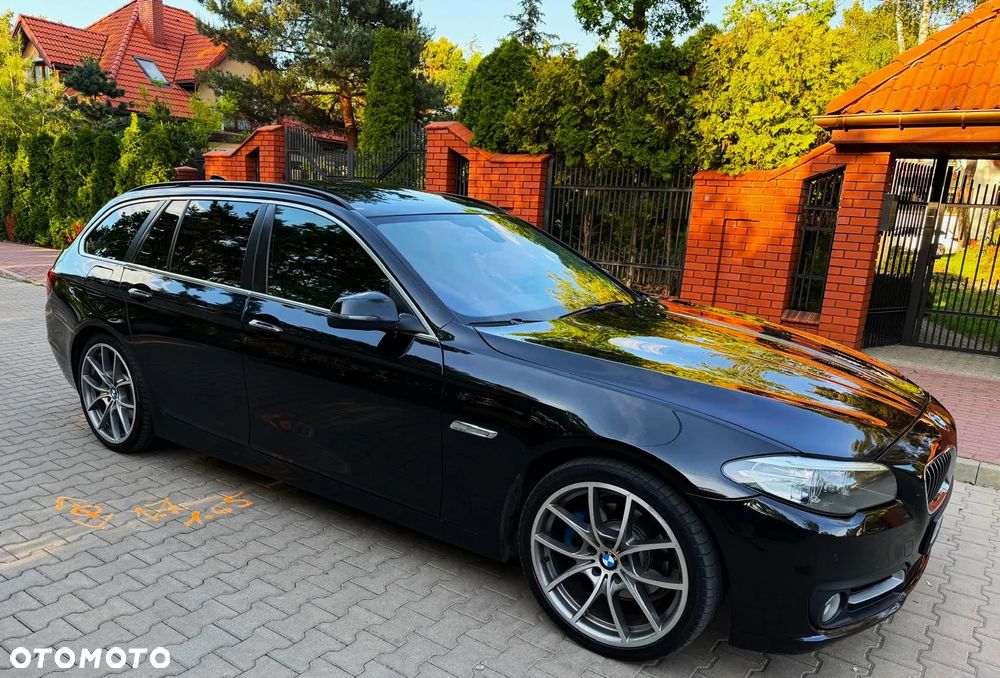 BMW Seria 5 520d xDrive - 32