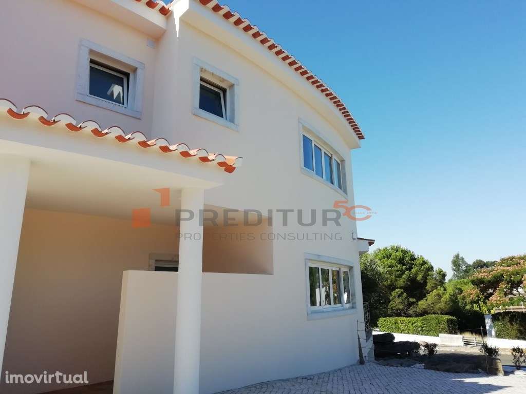 MORADIA T 4 BELAS CLUBE DE CAMPO, SINTRA, LISBOA - Grande imagem: 3/32