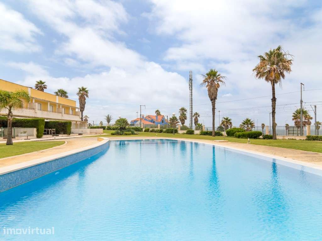 Moradia T4+3 junto à Avenida Marginal, Cascais - Grande imagem: 2/23