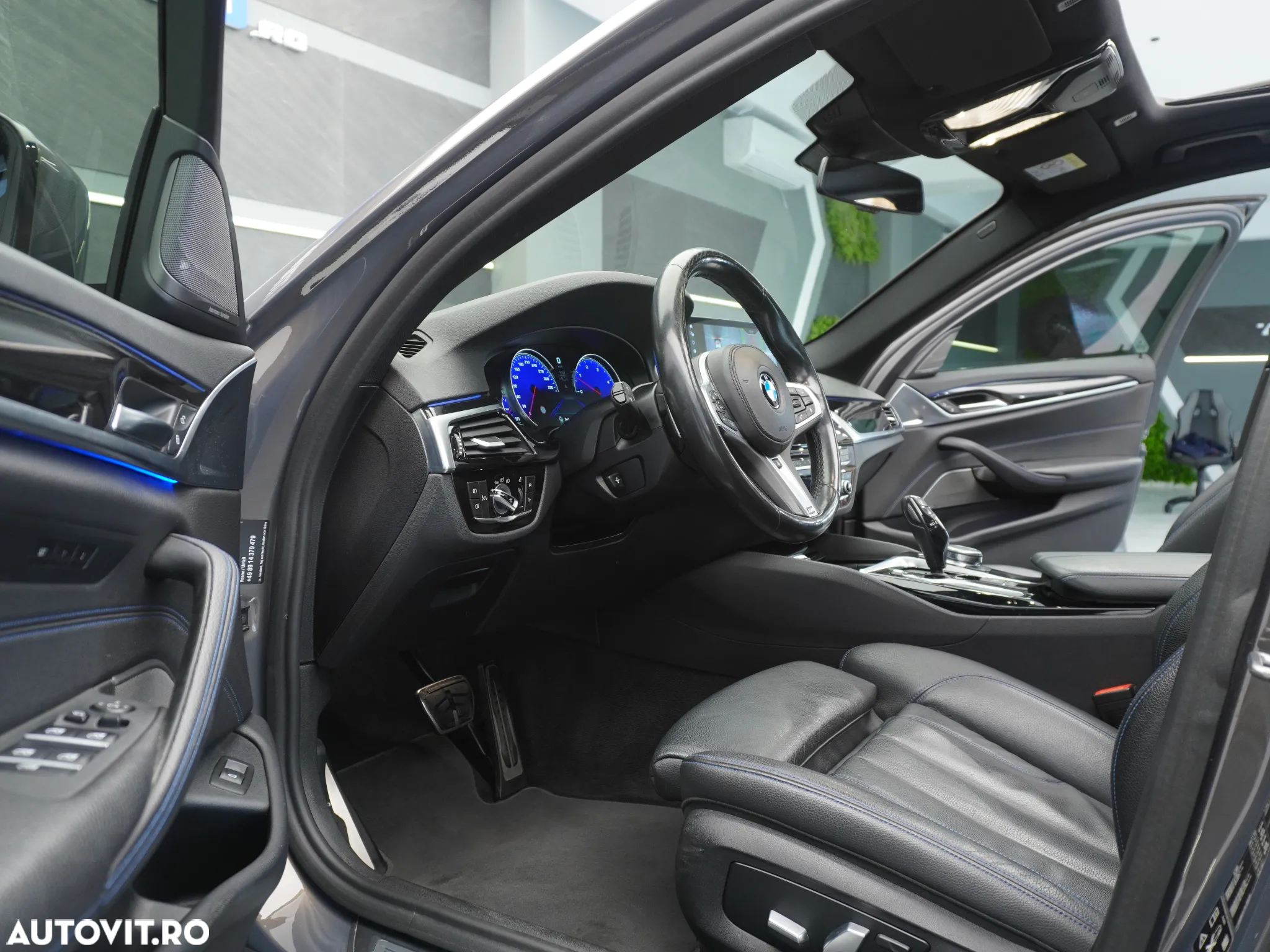 BMW Seria 5 530d xDrive AT - 29