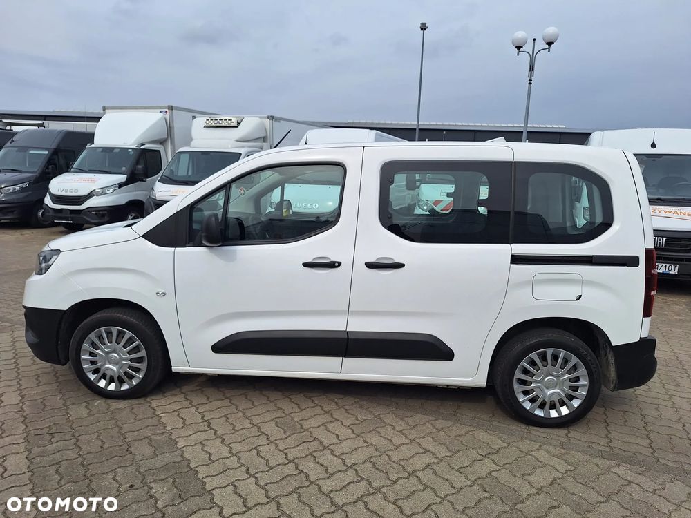 Toyota Proace City Verso 5 osobowy 1,5 diesel - 3