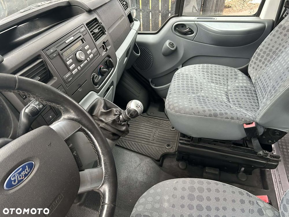 Ford Transit - 5