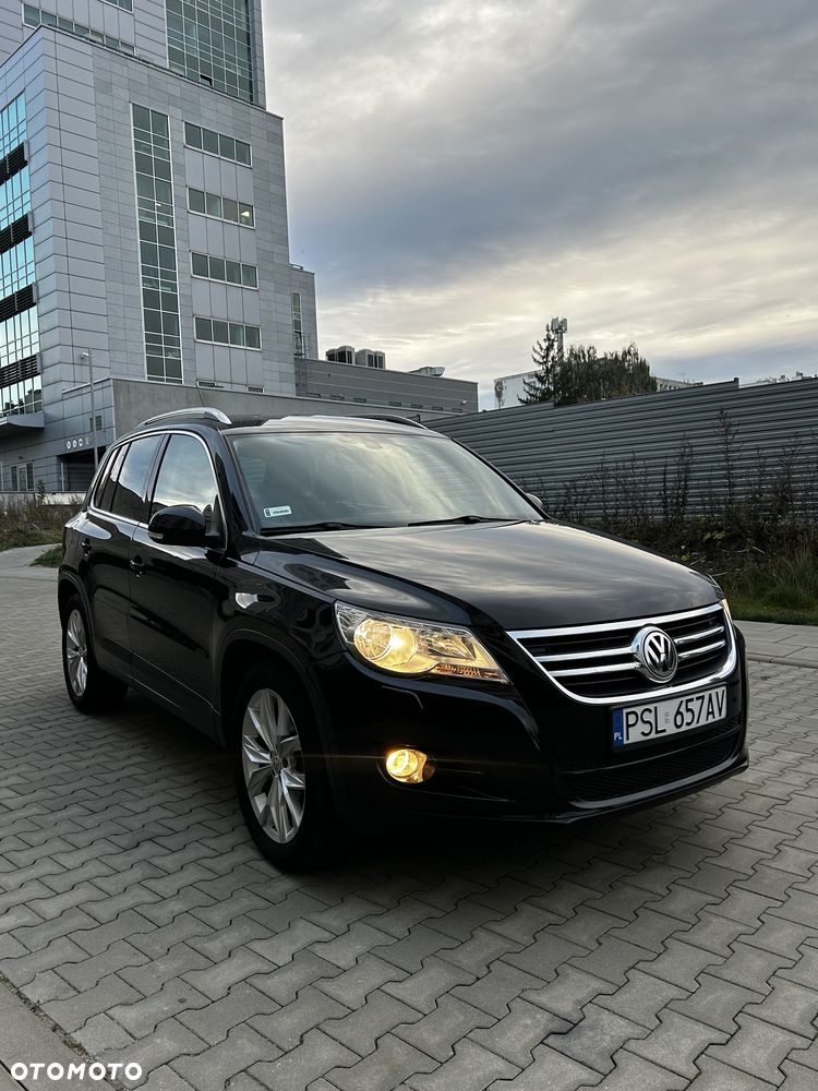 Volkswagen Tiguan - 2
