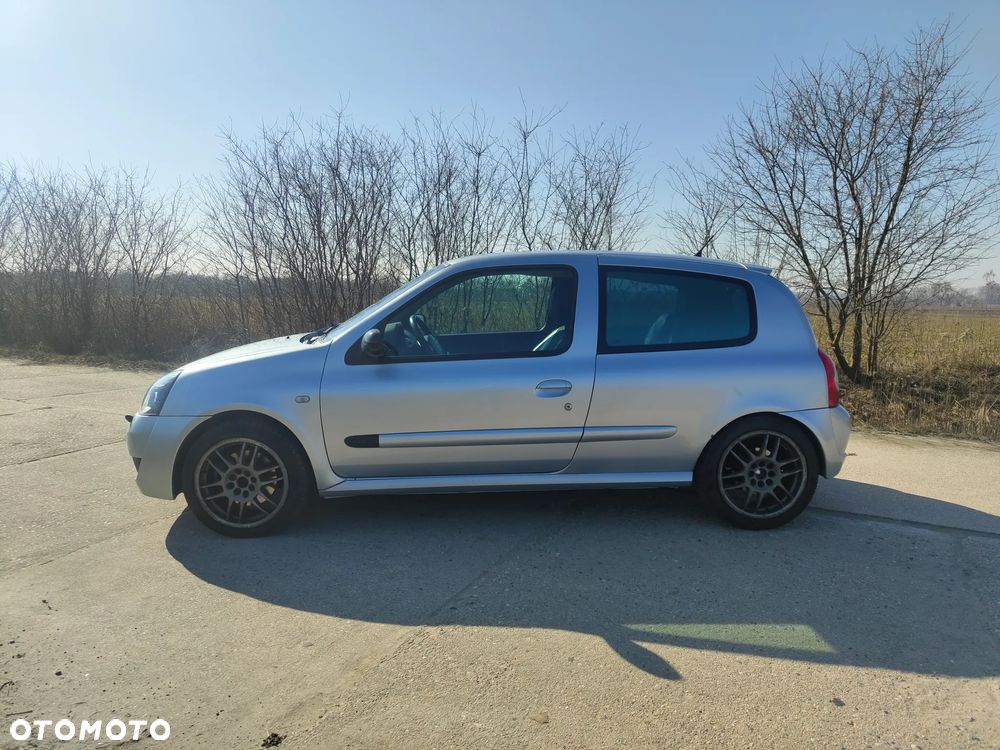 Renault Clio - 5