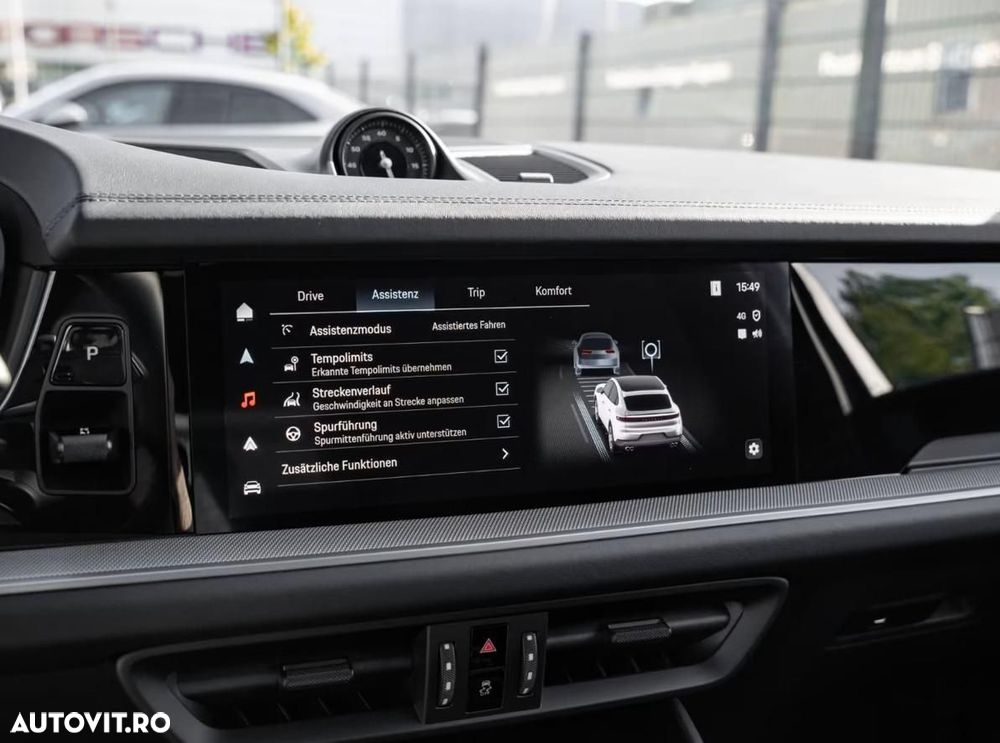 Porsche Cayenne Coupe - 34